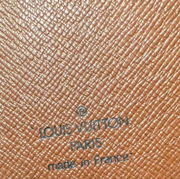 Louis Vuitton Monogram Billfold Wallet w 2 Credit Card slots. 💳 💲 - Picture 3 of 5